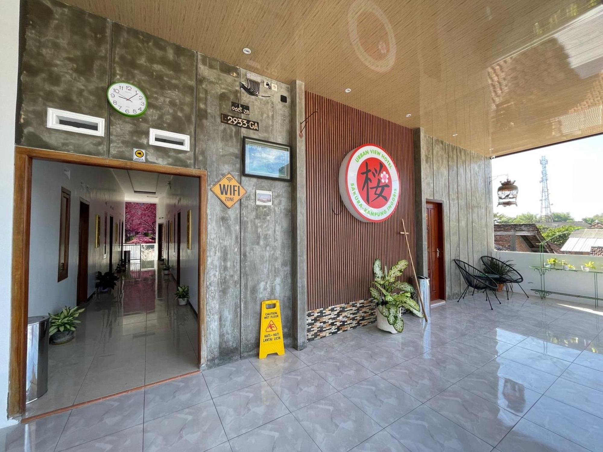 Urbanview Hotel Sakura Kampung Inggris Pare By Reddoorz Eksteriør billede